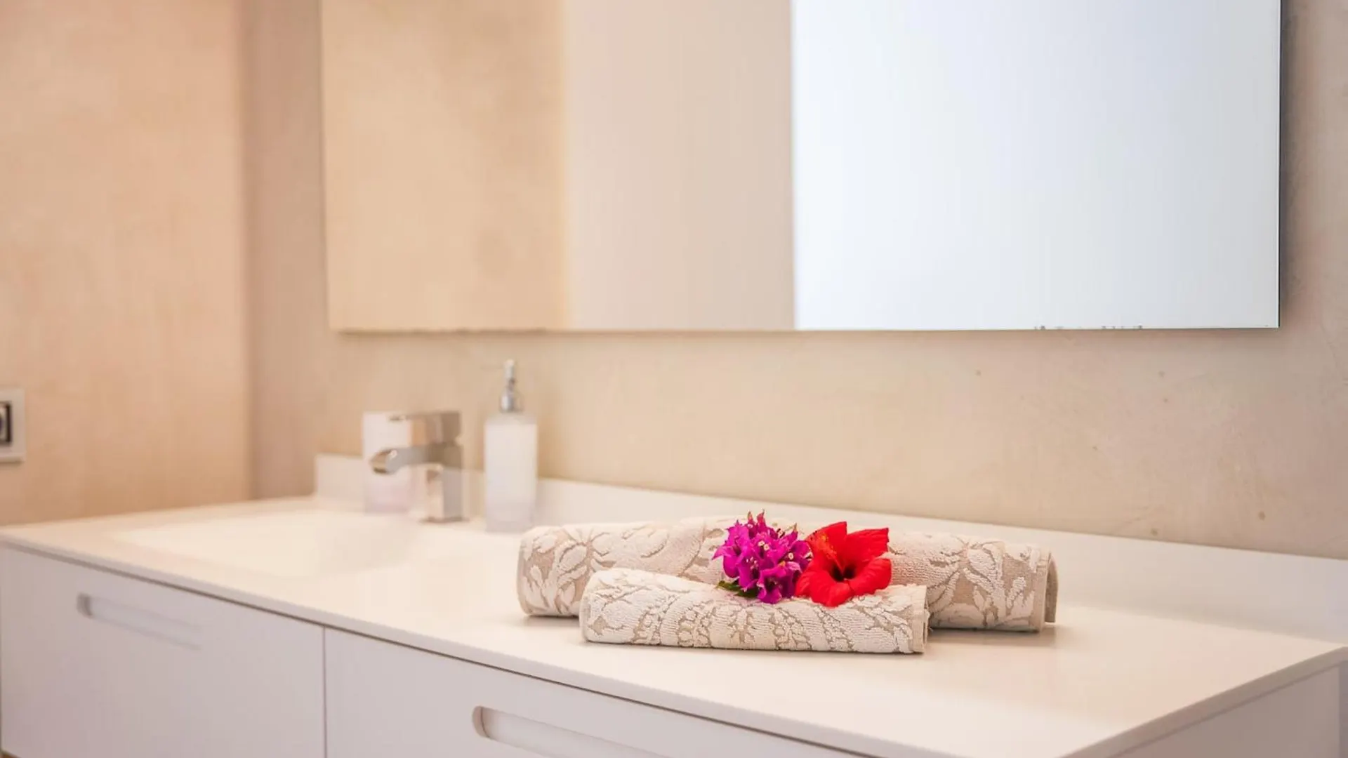 Villa In Mallorca With Infinity Pool & Beaches Sencelles Semesterbostad